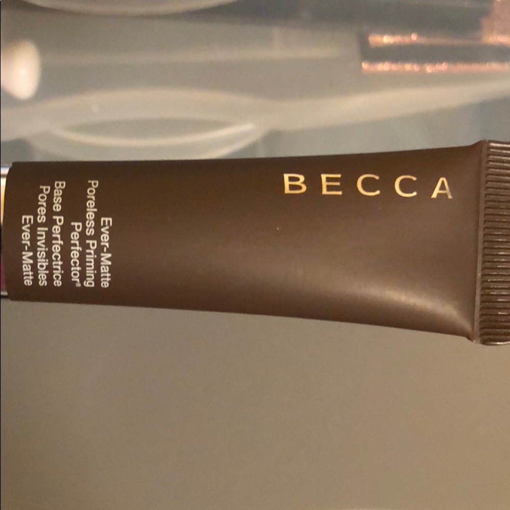 Becca Ever Matte Primer